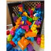 Image 2 : Large lot of building blocks