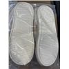 Image 3 : 2 NEW PAIR OF SLIPPERS, SIZE 40-41