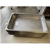 Image 2 : 18 STAINLESS PANS, 21" X 12"