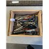 Image 2 : CRATE OF HAND TOOLS INCLUDING VISE GRIPS
