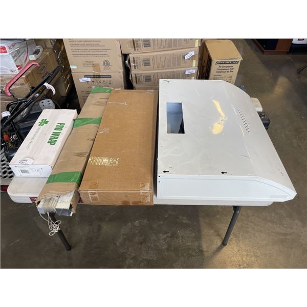 RANGE HOOD WITH CEILING MOUNT, BLINDS AND P-TRAP PRO WRAP