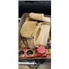 Image 2 : LEATHER TOOL BELT, WIRE BRUSH, STANLEY MITRE BOX AND MORE