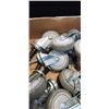 Image 2 : 11 4" CASTERS