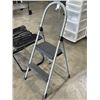Image 2 : STEP LADDER AND FOLDING STOOL