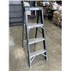 Image 1 : MASTERCRAFT 3 STEP FOLDING LADDER