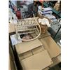 Image 2 : PALLET OF ESTATE GOODS