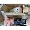 Image 2 : 3 BOXES OF SPARRING GEAR AND PLUSH TOYS