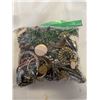 Image 2 : 2 SMALL BAGS OF JEWELRY, BEADS AND PARTS