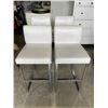 Image 1 : 4 MODERN BAR STOOLS