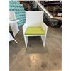 Image 4 : NEW WHITE RATTAN GLASS TOP SQUARE PATIO TABLE WITH 4 CHAIRS, AND CUSHIONS, ALUMINUM FRAME AND PE RAT