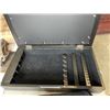 Image 4 : JEWELLERY SHADOW BOX AND NECK MASSAGER