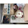 Image 2 : BOX OF ASSORTED COLLECTIBLES, PUZZLE GLOBE ETC