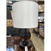 Image 2 : 2 DECORATIVE TABLE LAMPS