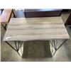 Image 2 : MODERN OFFICE DESK