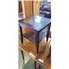 Image 2 : 2 SIDE TABLES