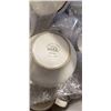Image 2 : BOX OF GIBSON ELITE GOLDEN HALO DINNERWARE