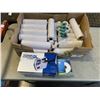 Image 1 : BOX OF PRICE GUNS AND LABELS