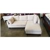 Image 1 : 2 PIECE SECTIONAL COUCH