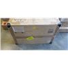 Image 2 : BLACK ELECTRIC MOBILE OVERBED TABLE