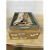 Image 1 : 2 NEW LEATHER TRAYS, 15.5 X 12 INCH, GREY AND MINT
