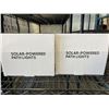 Image 3 : 2 SOLAR POWERED PATH LIGHTS/LANDSCAPE LIGHTING 6 PACK