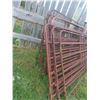 Image 2 : 11 Metal Corral Panels 10ft 