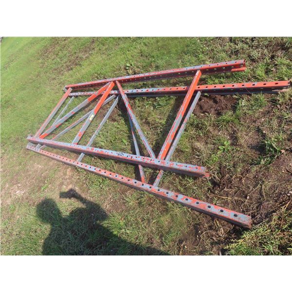 2 Pallet Rack Uppers, 2 Metal Frames 
