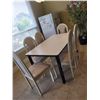 Image 1 : Kitchen Table & Chairs C