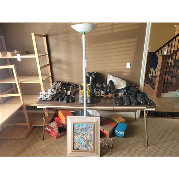 Vintage Table, Lamp & Art C