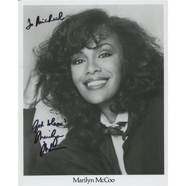 Solid Gold Star Marilyn McCoo signed photo