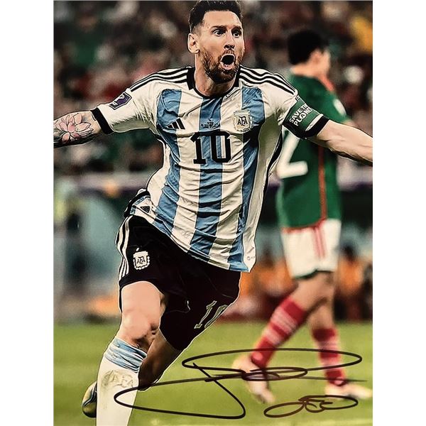 Lionel Messi signed photo
