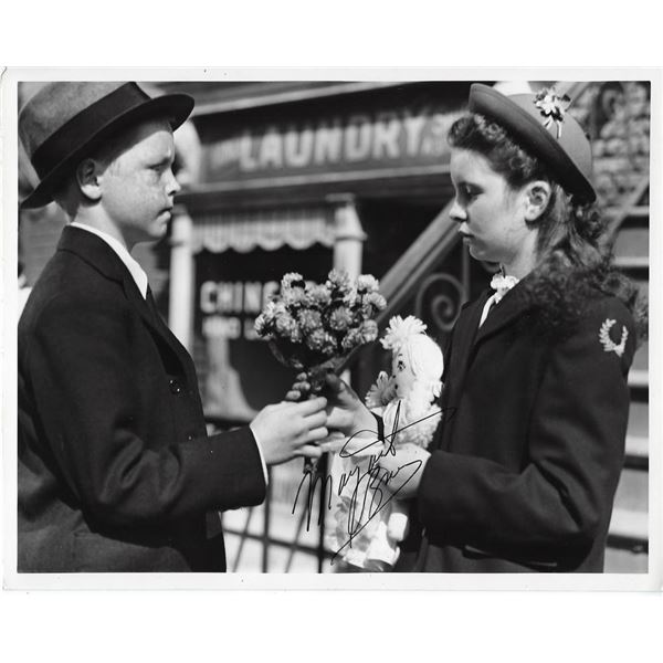 Meet Me In St Louis Margaret O'Brien Signed Photo