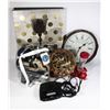 Image 1 : BOX OF HOME DÉCOR AND MORE INCLUDING