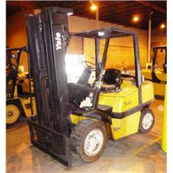 YALE 8000 FORK LIFT