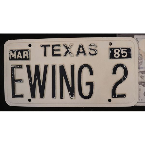 DALLAS TV EWING 2 MISS ELLIE PLASTIC 1985 TEXAS LICENSE PLATE SCREEN MATCHED