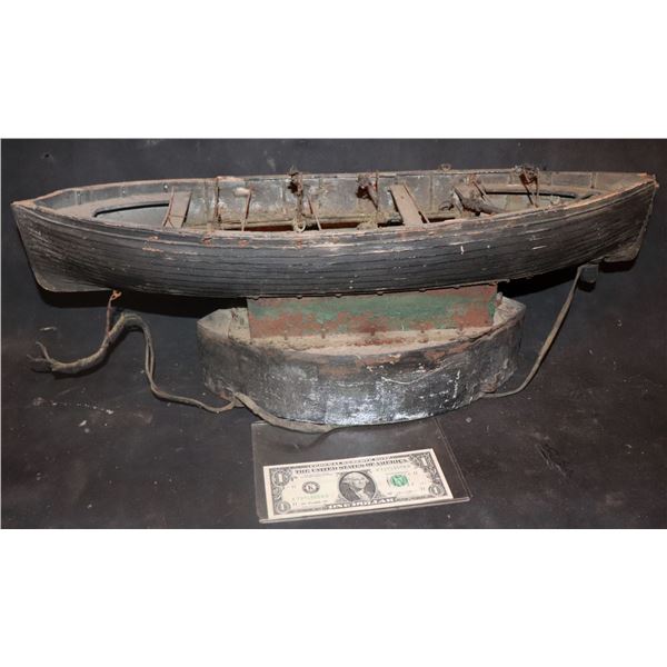 MOBY-DICK 1930 FILMING MINIATURE TEN OAR HERO WHALING BOAT PUPPET