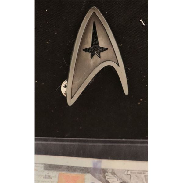 STAR TREK 2009 METAL UNIFORM INSIGNIA SCREEN USED FROM THE GREG JEIN COLLECTION
