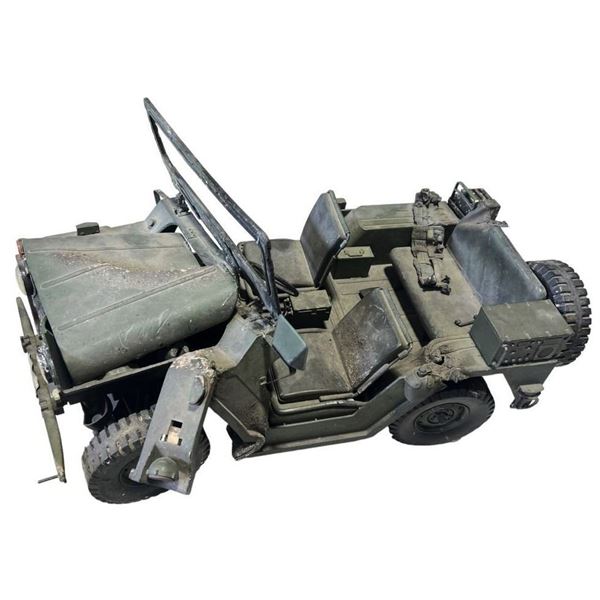 TERMINATOR 3 T3 MINIATURE SCREEN USED & MATCHED MILITARY JEEP