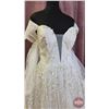 Image 2 : WEDDING GOWN : Size 10 : Moonlight : H1482 : Ivory
