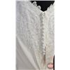 Image 7 : WEDDING GOWN : Size 10 : Justin Alexander : 44329 : Ivory