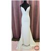 Image 1 : WEDDING GOWN : Size 12 : Justin Alexander : 44329 : Ivory