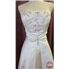 Image 2 : WEDDING GOWN : Size 8 : Alfred Angelo : MMB82 (078") : White/Mauve