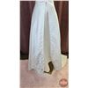 Image 4 : WEDDING GOWN : Size 8 : Alfred Angelo : MMB82 (078") : White/Mauve