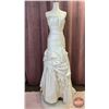 Image 1 : WEDDING GOWN : Size 8 : Allure : L288 : Ivory