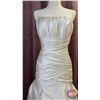 Image 2 : WEDDING GOWN : Size 8 : Allure : L288 : Ivory