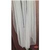 Image 3 : ACCESSORY : Veil : Bridal Classics : V-769