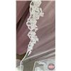 Image 2 : ACCESSORY : Fingertip Veil : Bridal Classics : V-695 : Lace Pierced