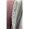 Image 2 : ACCESSORY : Fingertip Veil : Joshue B : Brooke Veil : Ivory