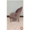 Image 5 : FIXTURE : Pink Velvet Accent Chair