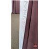 Image 2 : FIXTURE : Rectangular Mirror w/White Frame
